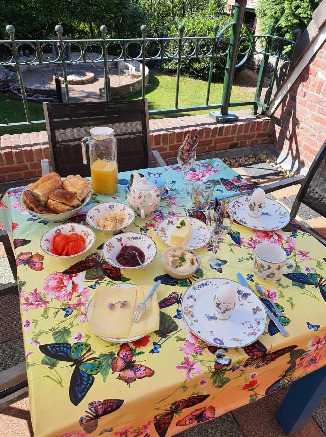 Bed and Breakfast De Vliegende Vlinder Nederweert Exterior foto